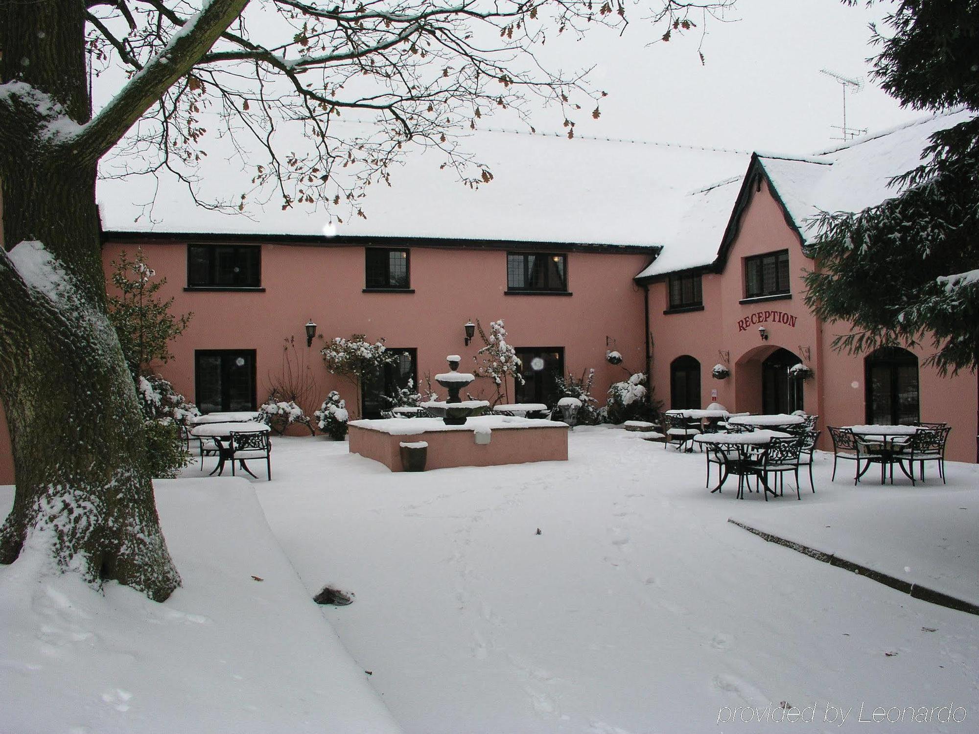 Cwrt Bleddyn Hotel & Spa Usk Esterno foto