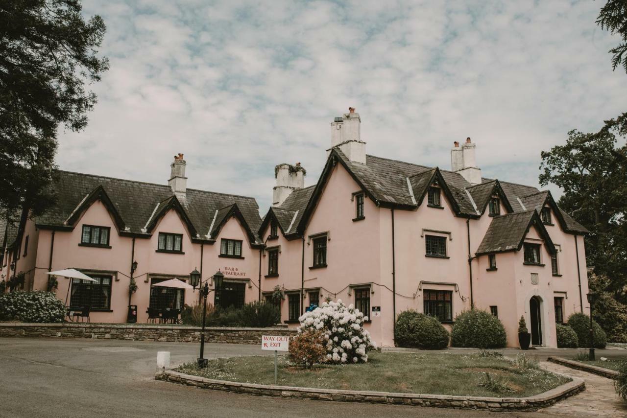 Cwrt Bleddyn Hotel & Spa Usk Esterno foto