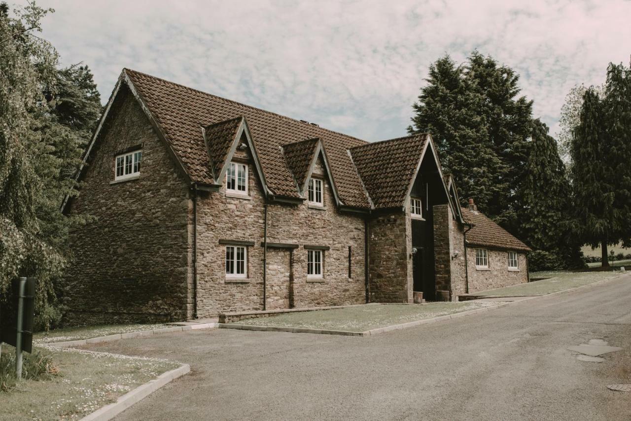 Cwrt Bleddyn Hotel & Spa Usk Esterno foto